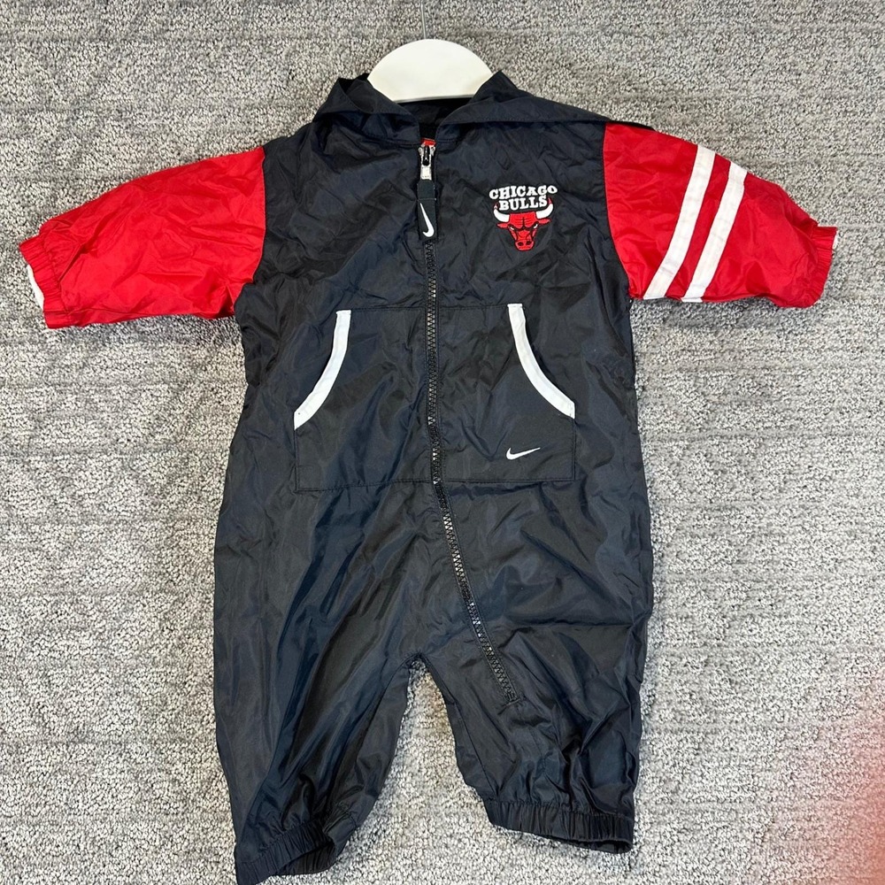 Nike Chicago Bulls Baby Boys Romper Tracksuit Jacket Hooded 6 9 Months - Picture 1 of 5